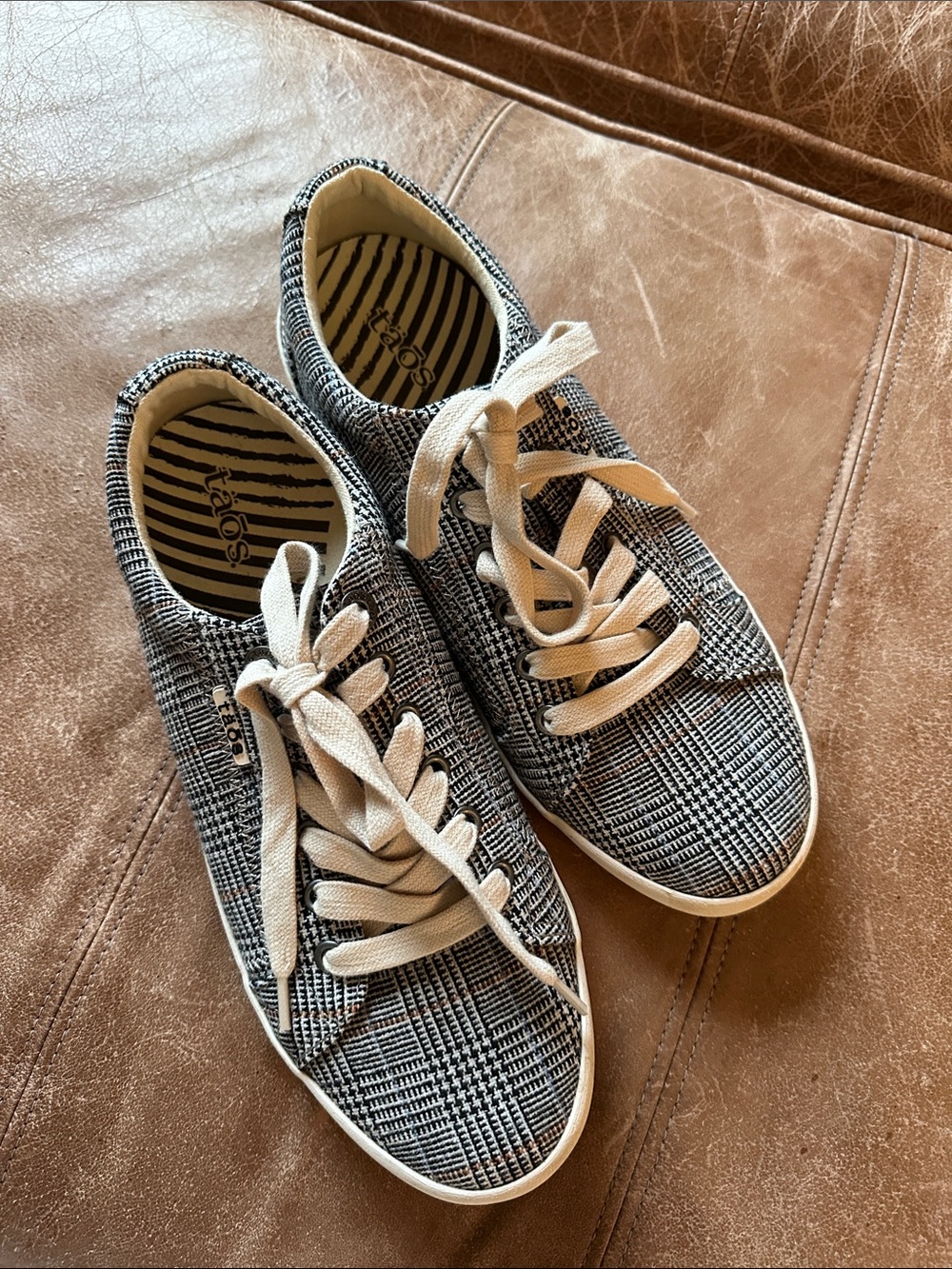 Taos Footwear  Plaid Knit Lace-Up Sneakers